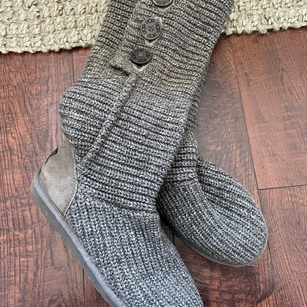 UGG boot 8